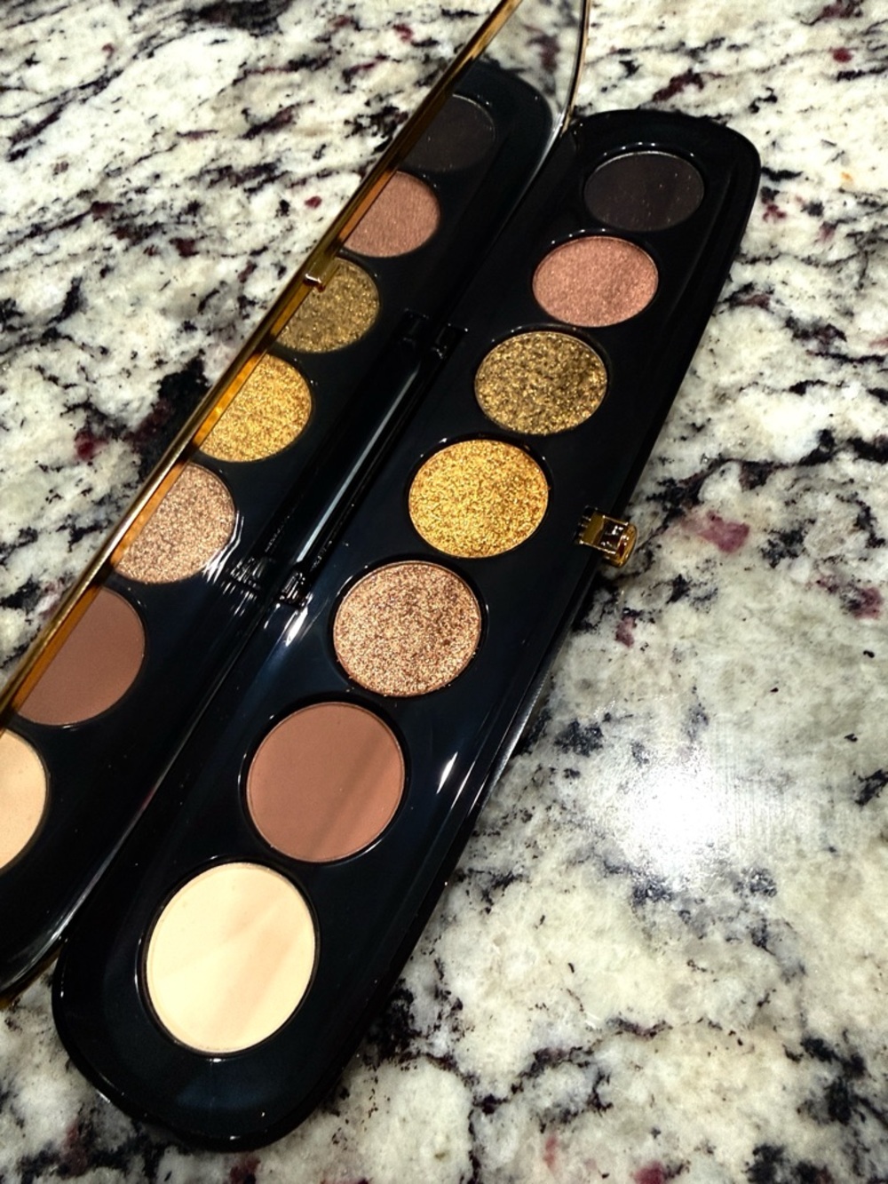 Marc Jacobs Vintage Limited Edition Eyeshadow Palette in 860 Extravagance!